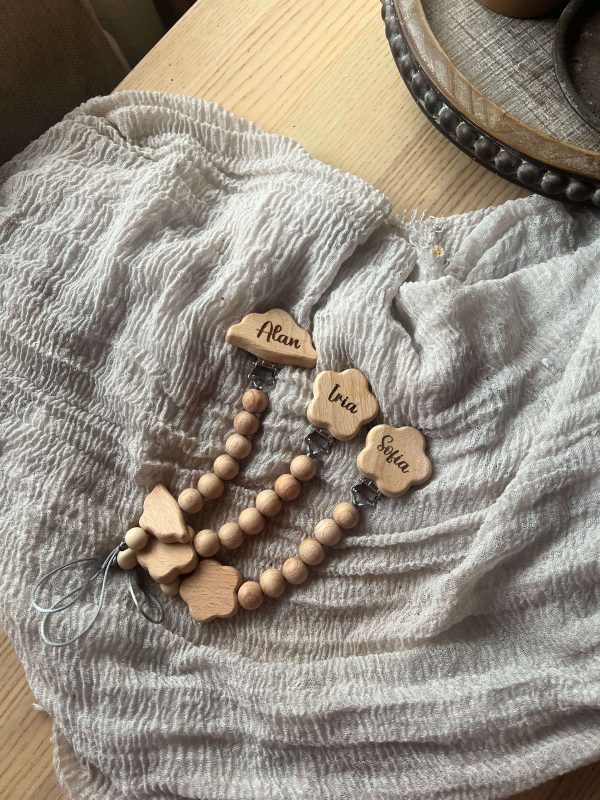 IMG_1755 Chupetero de madera personalizado