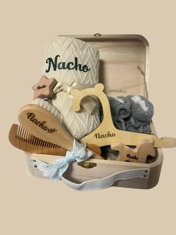 caja-nacimiento-pequena Cesta de nacimiento personalizable pequeña